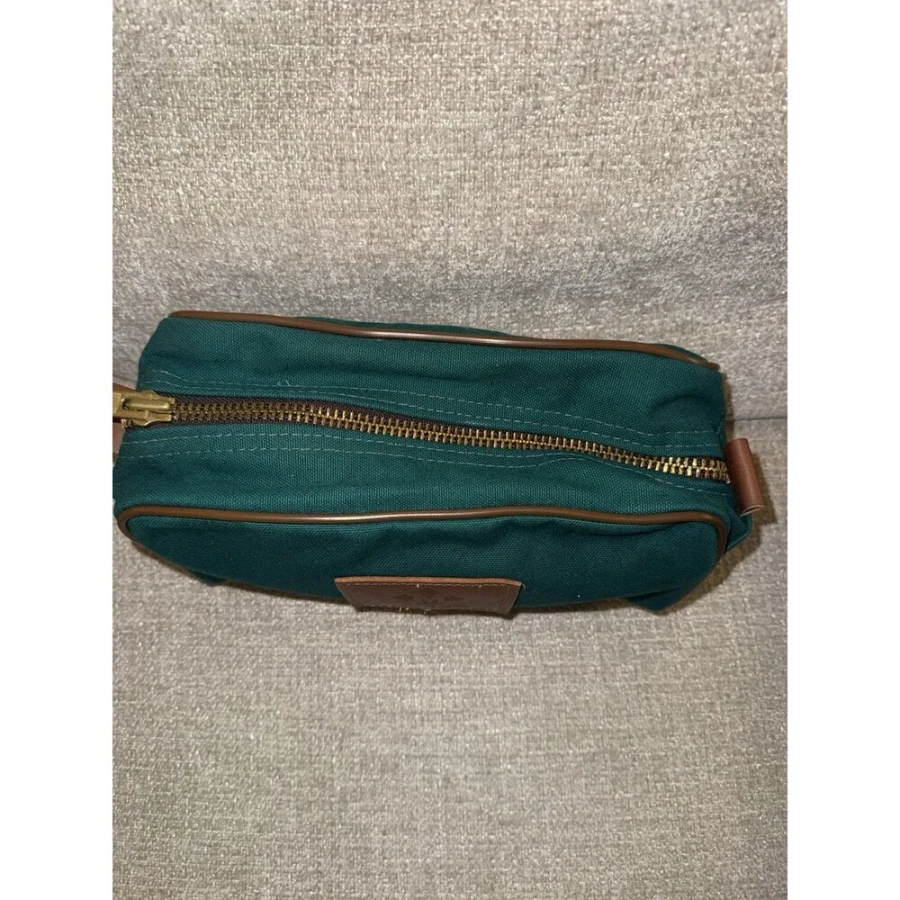 Unbranded usa zipper